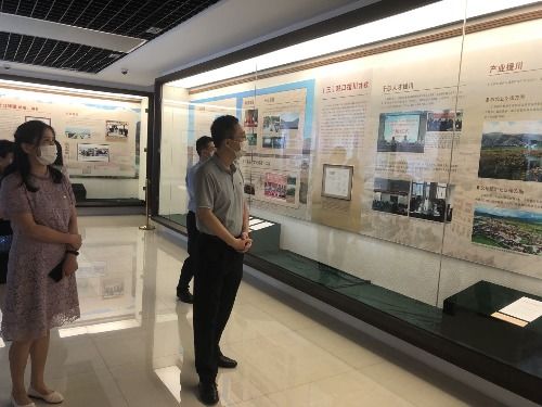 百年風華正茂，科技正當其時——珠海市科技創新局參觀主題檔案文獻展，汲取智慧力量